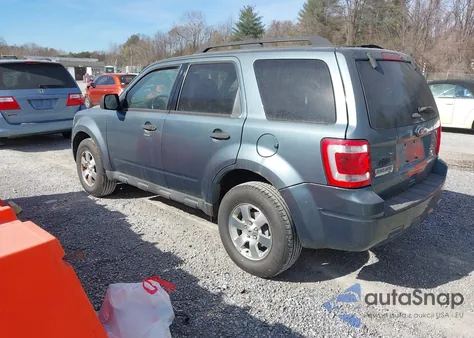 2012 Ford Escape Xlt z USA, uszkodzony, nr VIN 1FMCU0D76CKB52703